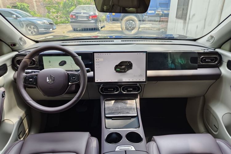 Used Leapmotor C11 2024 Range-Extended 300 Luxury Edition Interior 2