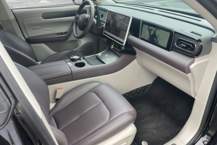 Used Leapmotor C11 2024 All-Electric 580 Luxury Edition Interior 4