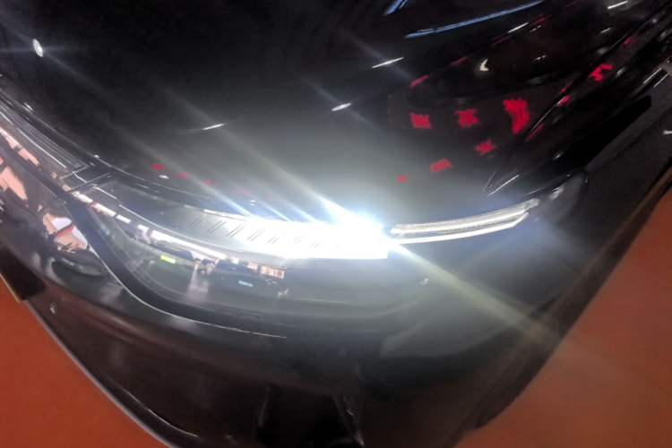 Used Leapmotor C11 2024 Pure Electric 515 Smart Drive Edition Left Front Headlight