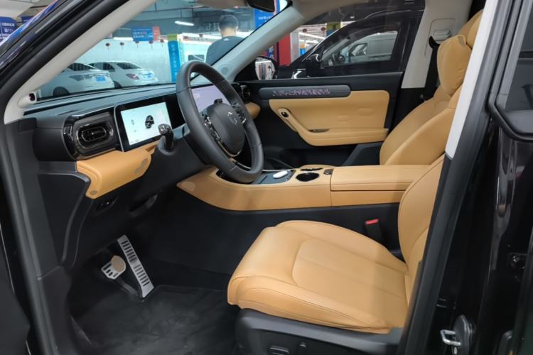 Used Leapmotor C11 2024 All-Electric 580 Luxury Edition Left Front Seat