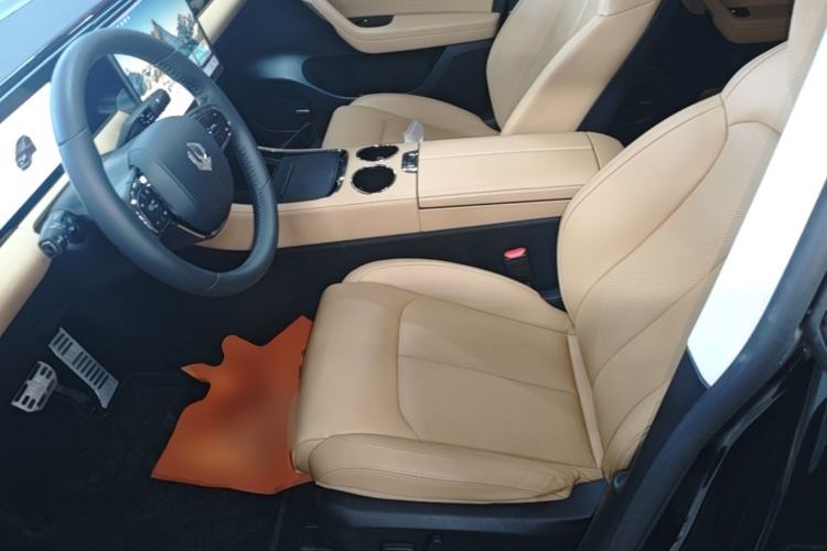 Used Leapmotor C11 2024 All-Electric 580 Luxury Edition Left Front Seat