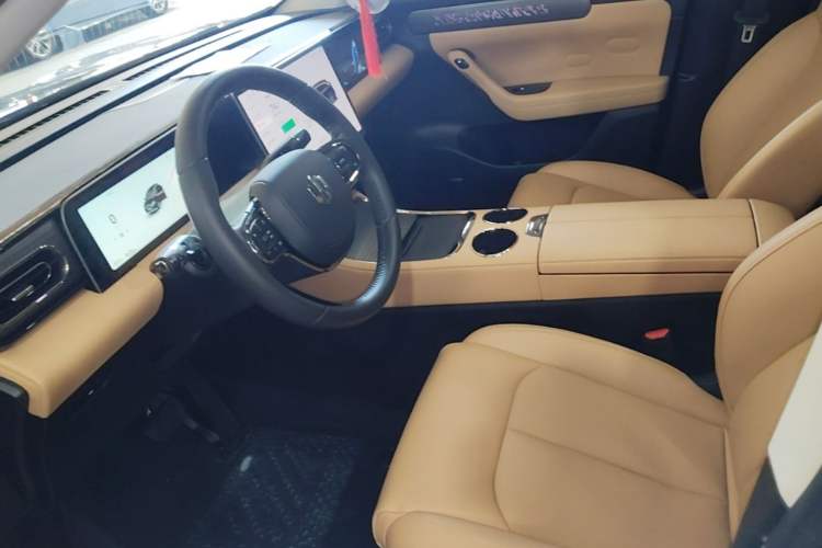 Used Leapmotor C11 2024 All-Electric 580 Luxury Edition Left Front Seat