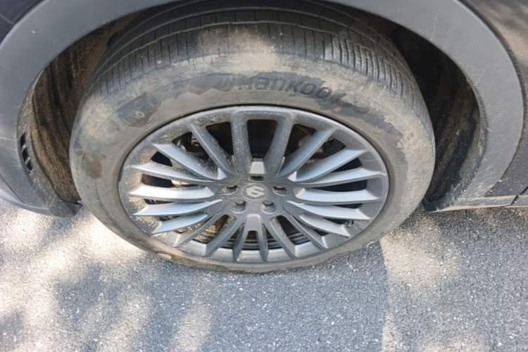 Used Leapmotor C11 2024 Range-Extended 300 Luxury Edition Left Front Wheel Hub
