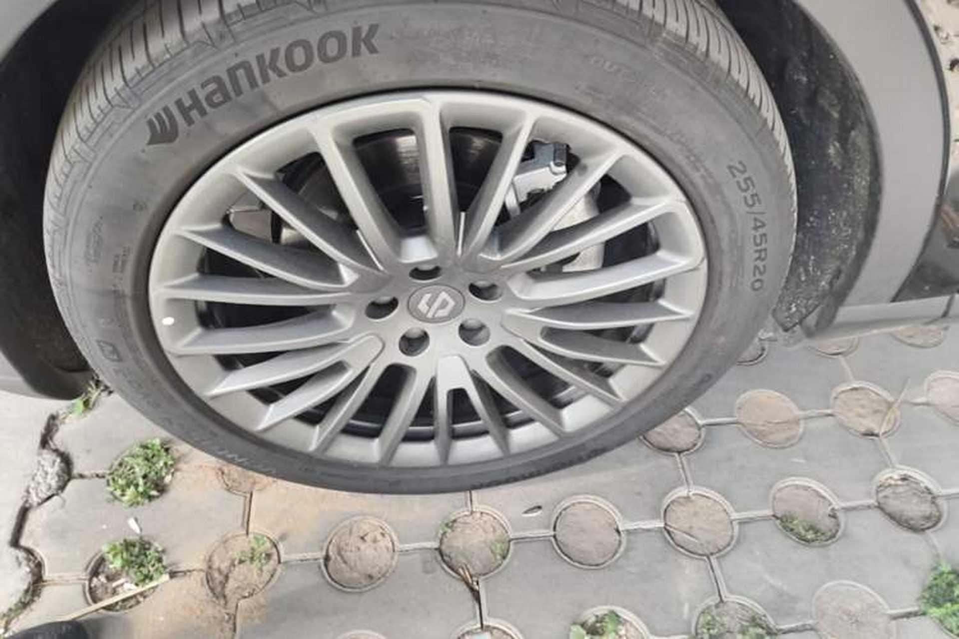Used Leapmotor C11 2024 All-Electric 580 Luxury Edition Left Front Wheel Hub
