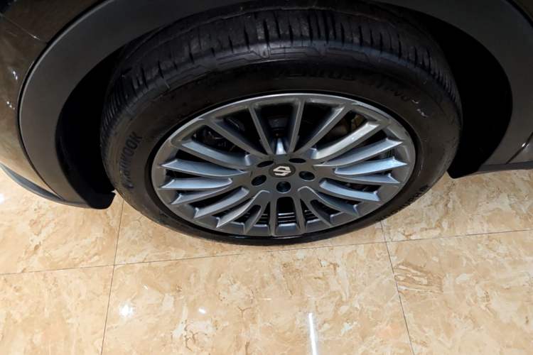 Used Leapmotor C11 2024 Range-Extended 300 Luxury Edition Left Front Wheel Hub