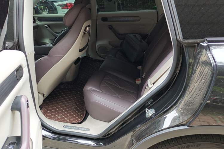 Used Leapmotor C11 2024 All-Electric 580 Luxury Edition Left Rear Seat