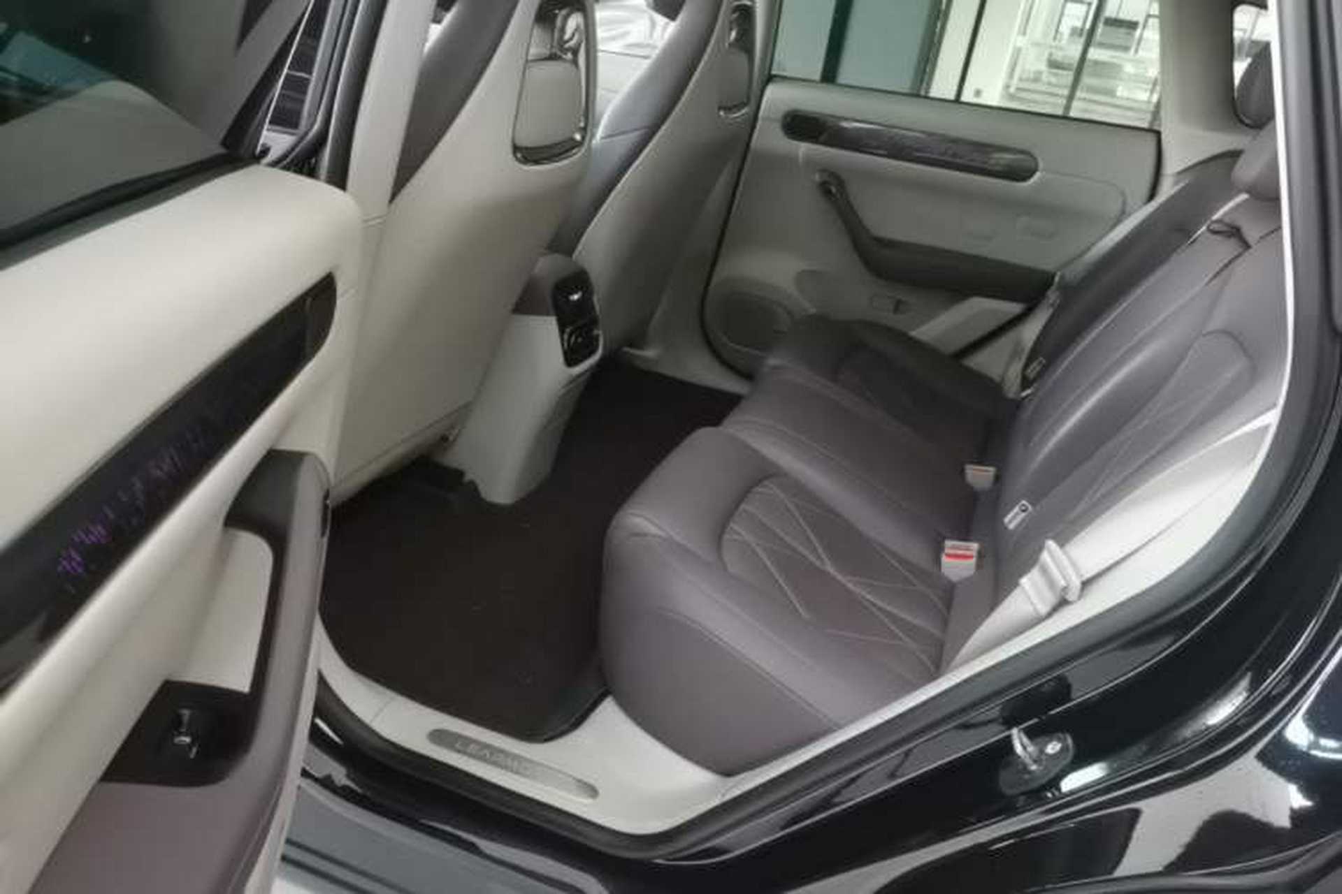 Used Leapmotor C11 2024 Range-Extended 300 Luxury Edition Left Rear Seat