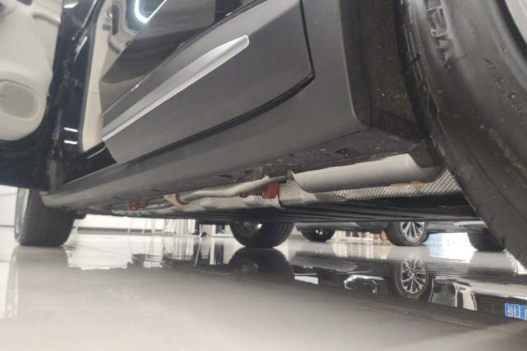 Used Leapmotor C11 2024 Range-Extended 300 Luxury Edition Left Side Sill