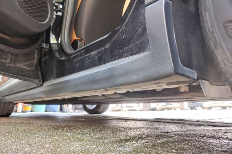 Used Leapmotor C11 2024 All-Electric 580 Luxury Edition Left Side Sill