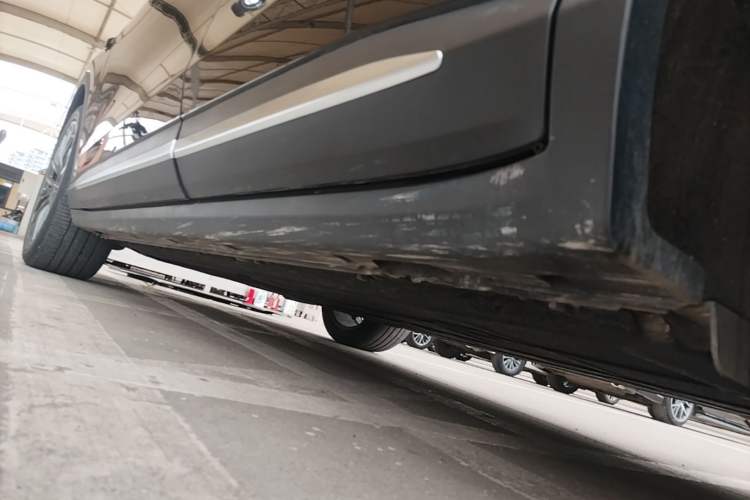 Used Leapmotor C11 2024 All-Electric 580 Luxury Edition Left Side Sill