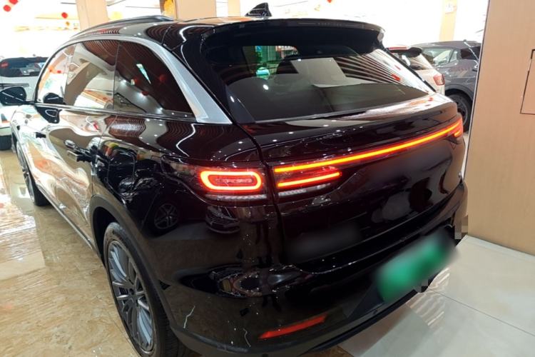 Used Leapmotor C11 2024 Range-Extended 300 Luxury Edition Rear Left 45 Deg