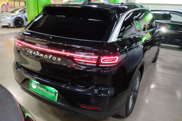 Used Leapmotor C11 2024 Range-Extended 300 Luxury Edition Rear Right 45 Deg