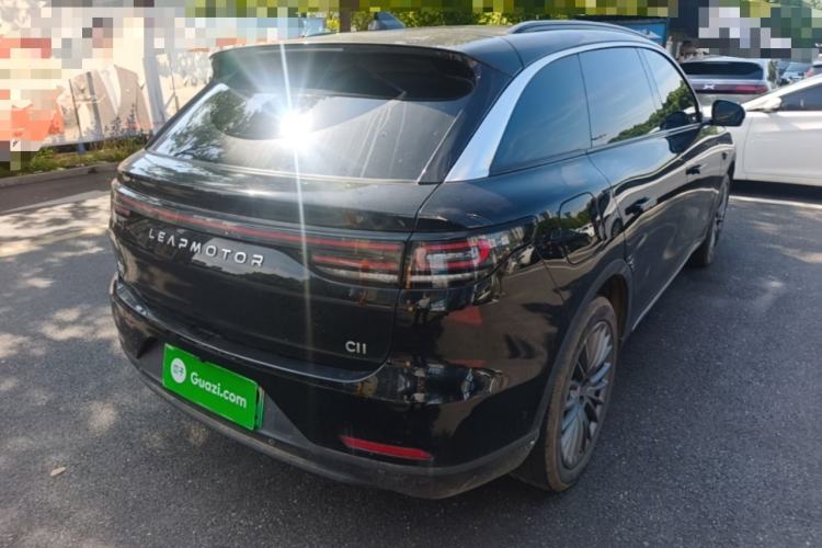 Used Leapmotor C11 2024 Range-Extended 300 Luxury Edition Rear Right 45 Deg