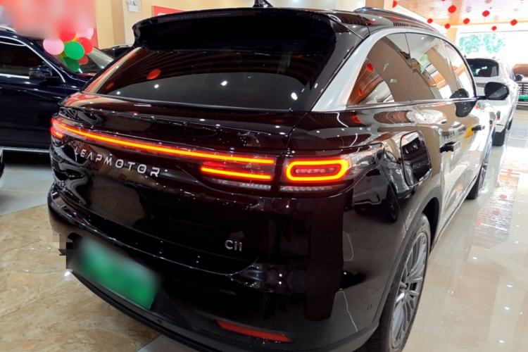 Used Leapmotor C11 2024 Range-Extended 300 Luxury Edition Rear Right 45 Deg