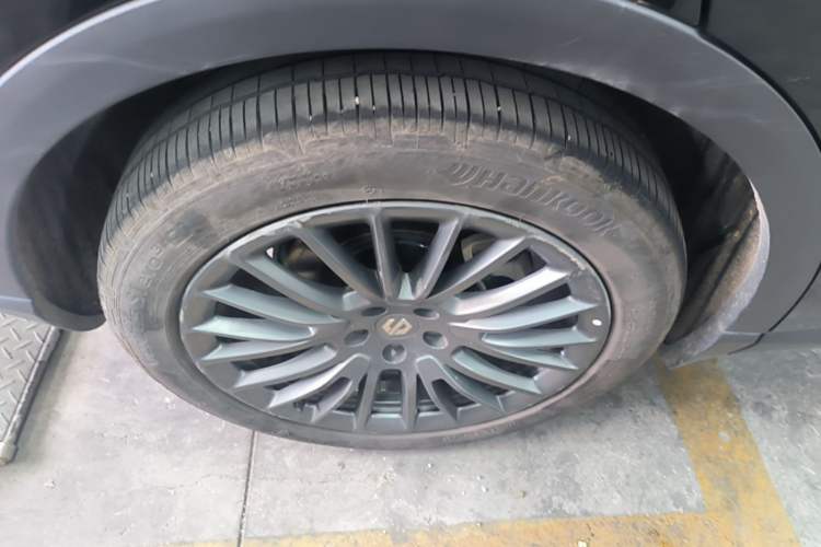 Used Leapmotor C11 2024 All-Electric 580 Luxury Edition Right Rear Wheel Hub