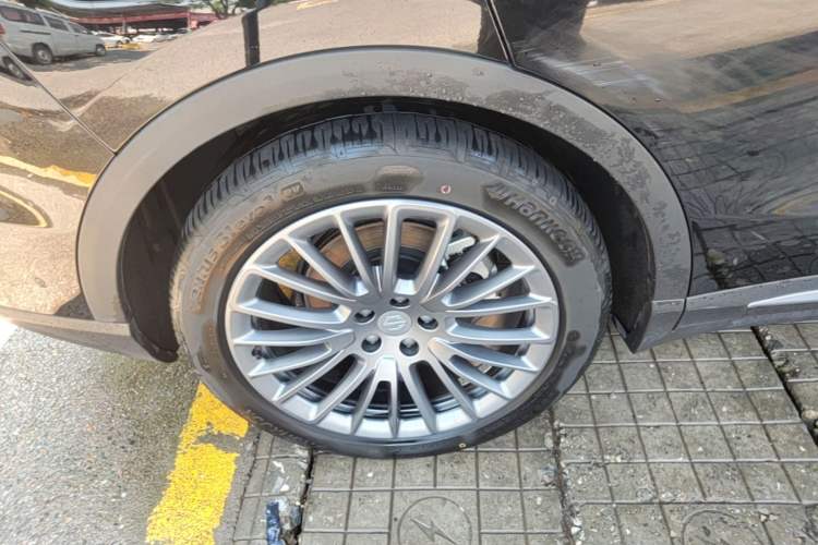 Used Leapmotor C11 2024 All-Electric 580 Luxury Edition Right Rear Wheel Hub