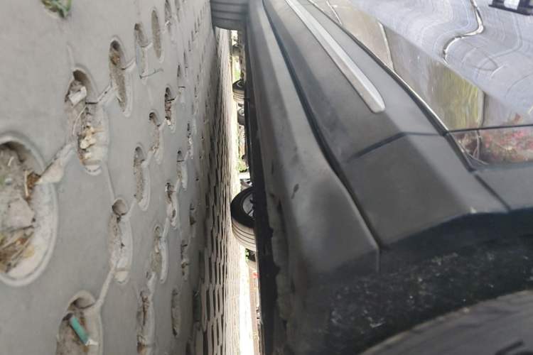 Used Leapmotor C11 2024 All-Electric 580 Luxury Edition Right Side Sill