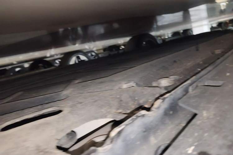 Used Leapmotor C11 2024 All-Electric 580 Luxury Edition Right Side Sill