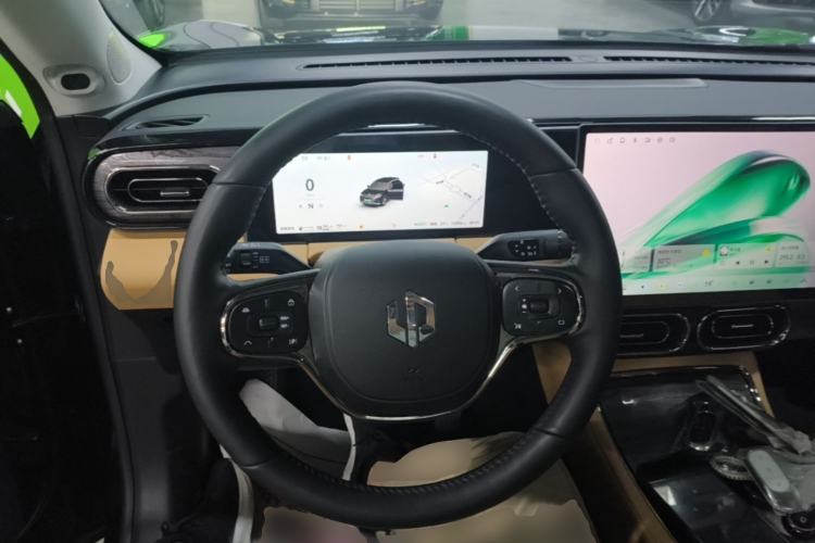 Used Leapmotor C11 2024 Range-Extended 300 Luxury Edition Steering Wheel