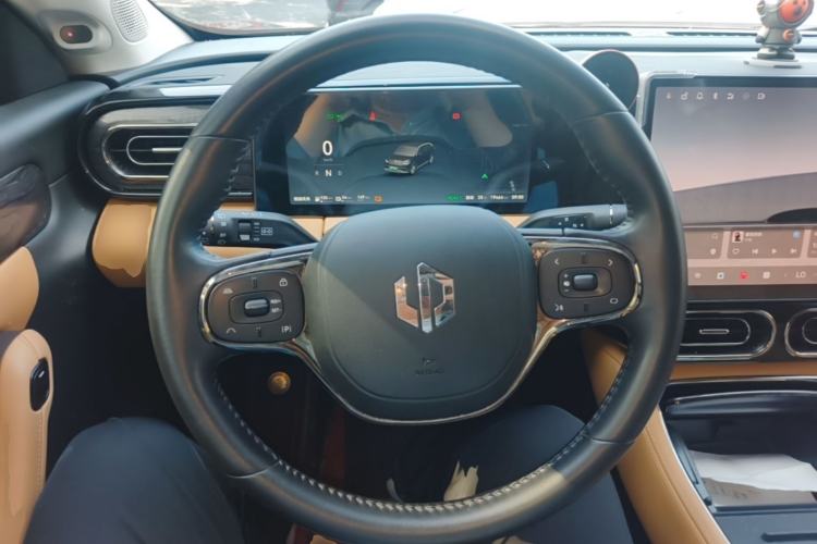 Used Leapmotor C11 2024 Range-Extended 300 Luxury Edition Steering Wheel