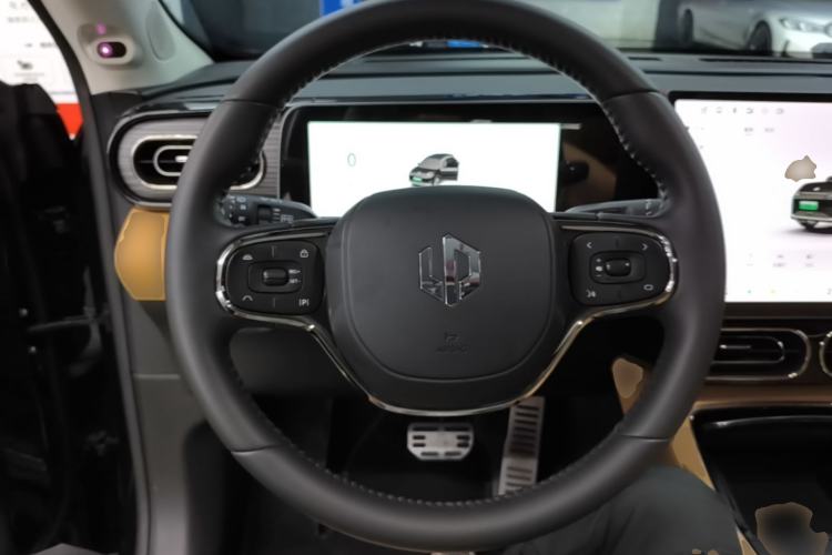Used Leapmotor C11 2024 All-Electric 580 Luxury Edition Steering Wheel