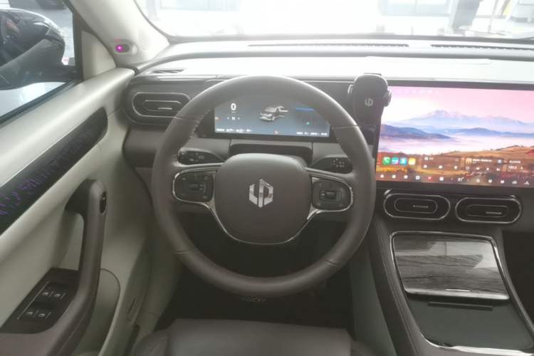 Used Leapmotor C11 2024 Range-Extended 300 Luxury Edition Steering Wheel