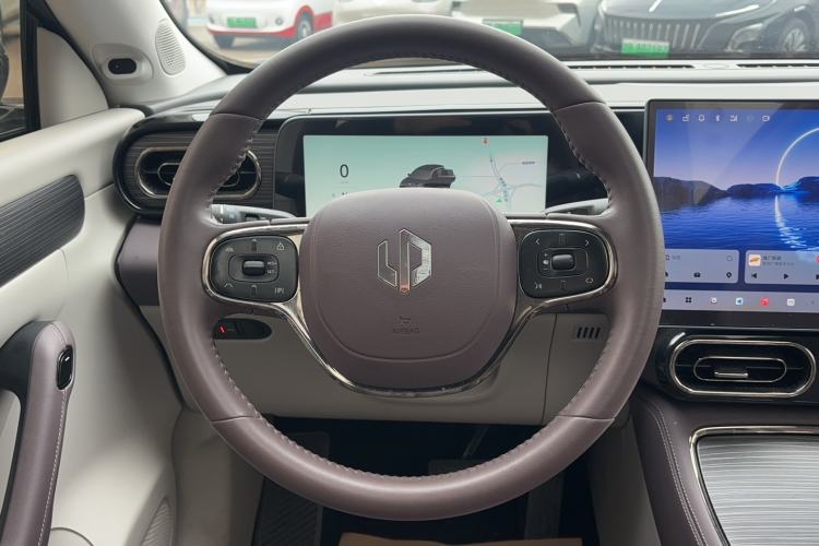 Used Leapmotor C11 2024 All-Electric 580 Luxury Edition Steering Wheel