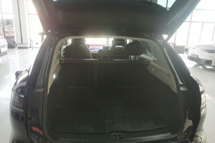 Used Leapmotor C11 2024 Range-Extended 300 Luxury Edition Trunk