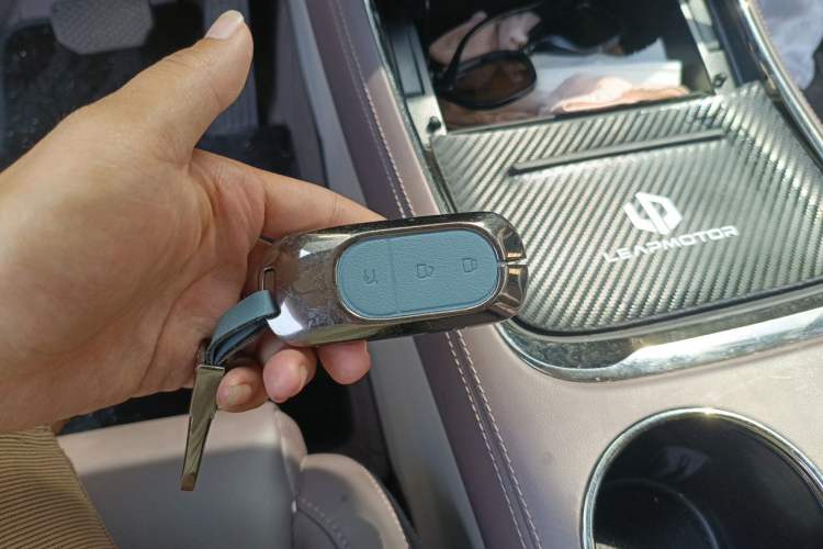 Used Leapmotor C11 2024 All-Electric 580 Luxury Edition Vehicle Key