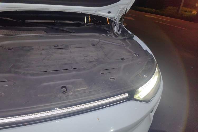 Used Leapmotor C11 2024 All-Electric 580 Luxury Edition Engine Bay Left