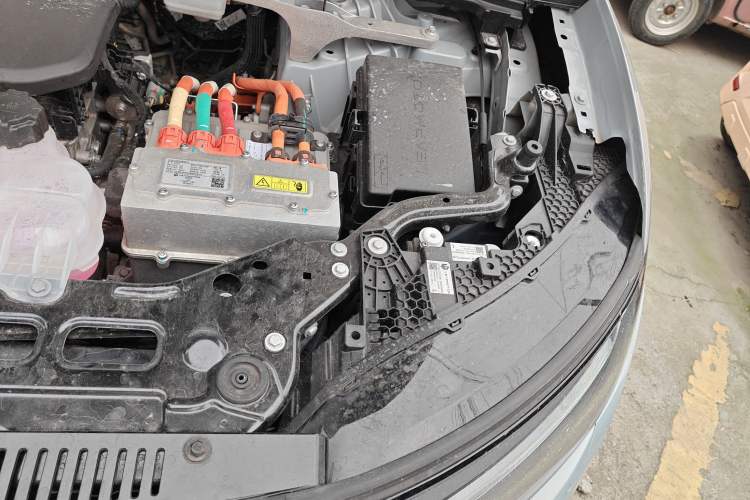 Used Leapmotor C11 2024 Range-Extended 300 Smart Enjoyment Edition Engine Bay Left
