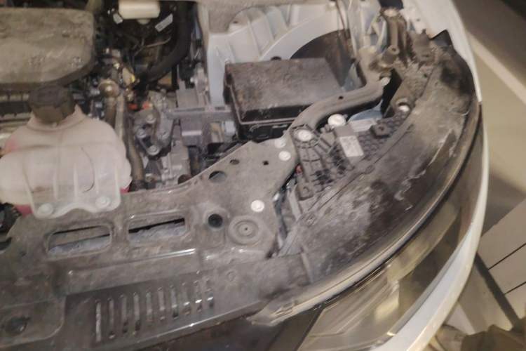 Used Leapmotor C11 2024 Range-Extended 200 Smart Enjoyment Edition Engine Bay Left