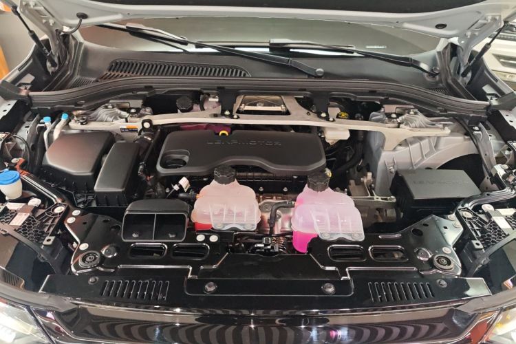 Used Leapmotor C11 2024 Range-Extended 300 Luxury Edition Engine Bay