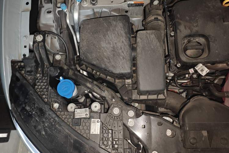 Used Leapmotor C11 2024 Range-Extended 300 Luxury Edition Engine Bay Right