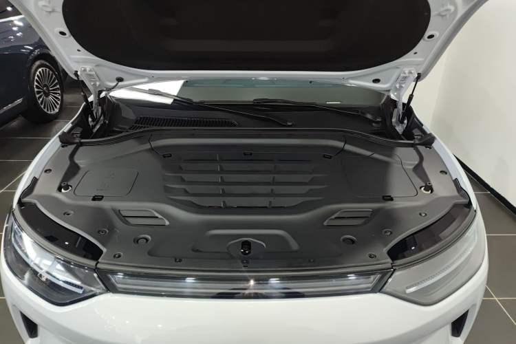 Used Leapmotor C11 2024 All-Electric 580 Luxury Edition Engine Bay