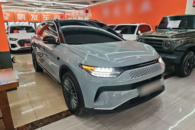 Used Leapmotor C11 2024 Range-Extended 300 Luxury Edition Exterior 2