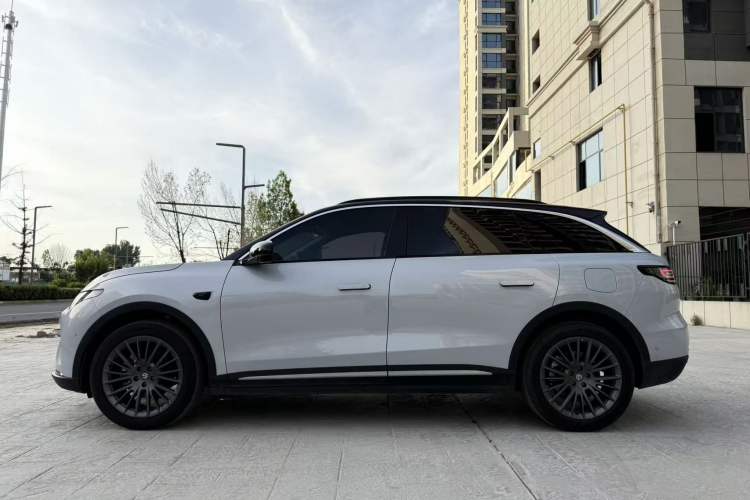 Used Leapmotor C11 2024 Range-Extended 300 Luxury Edition Exterior 3