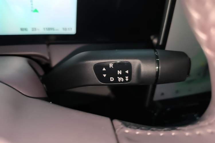 Used Leapmotor C11 2024 Range-Extended 300 Smart Enjoyment Edition Gear Lever