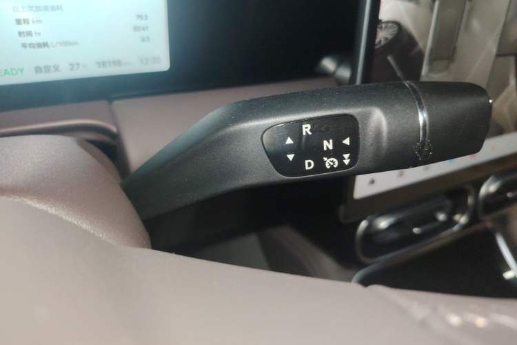 Used Leapmotor C11 2024 Range-Extended 200 Smart Enjoyment Edition Gear Lever