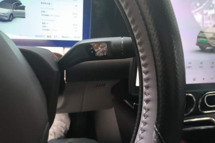 Used Leapmotor C11 2024 Range-Extended 300 Luxury Edition Gear Lever