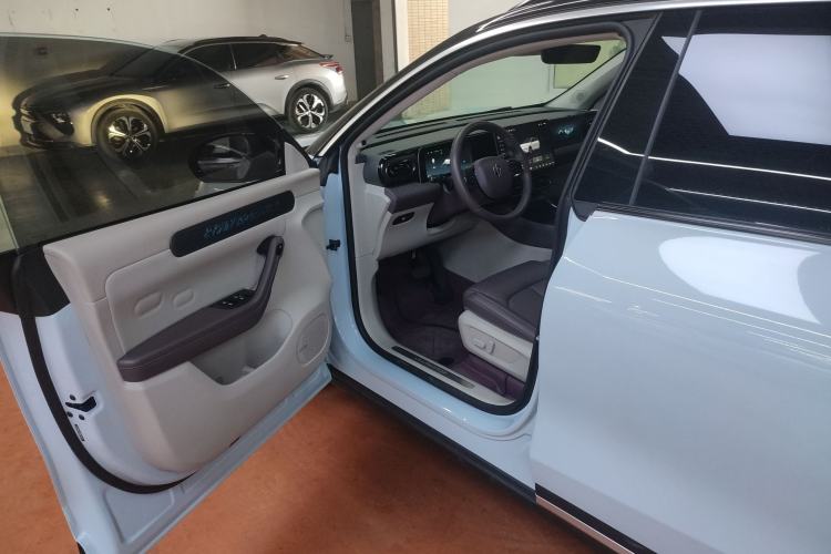 Used Leapmotor C11 2024 All-Electric 580 Luxury Edition Interior 3