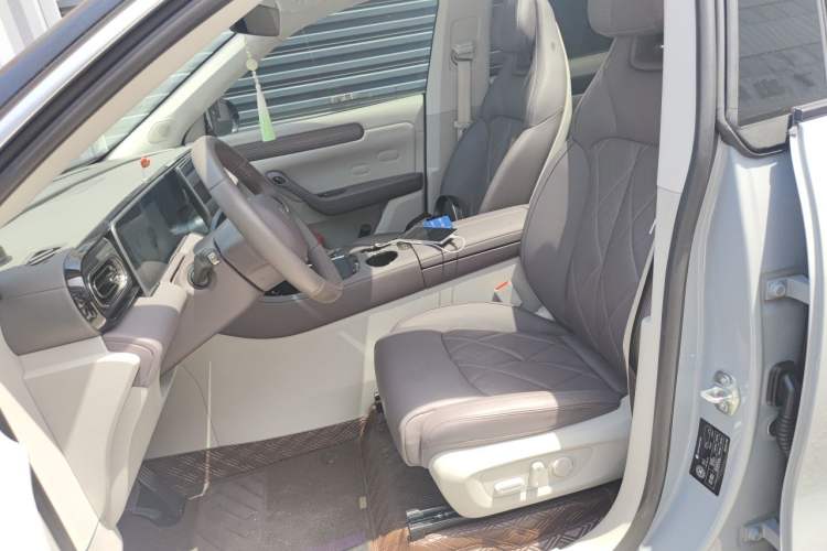 Used Leapmotor C11 2024 All-Electric 580 Luxury Edition Left Front Seat