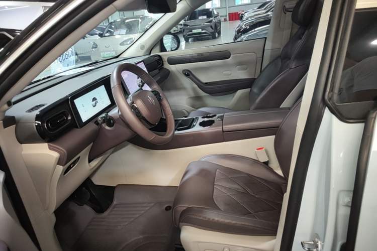 Used Leapmotor C11 2024 All-Electric 580 Luxury Edition Left Front Seat