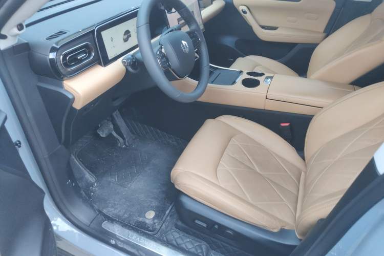 Used Leapmotor C11 2024 All-Electric 580 Luxury Edition Left Front Seat