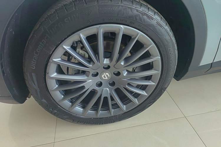 Used Leapmotor C11 2024 Range-Extended 300 Luxury Edition Left Front Wheel Hub