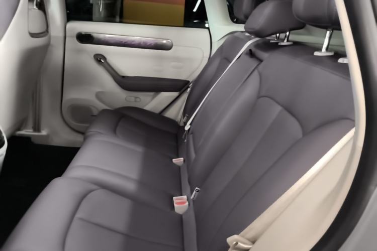 Used Leapmotor C11 2024 Range-Extended 300 Smart Enjoyment Edition Left Rear Seat