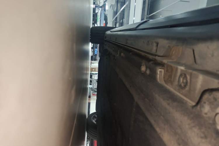 Used Leapmotor C11 2024 All-Electric 580 Luxury Edition Left Side Sill