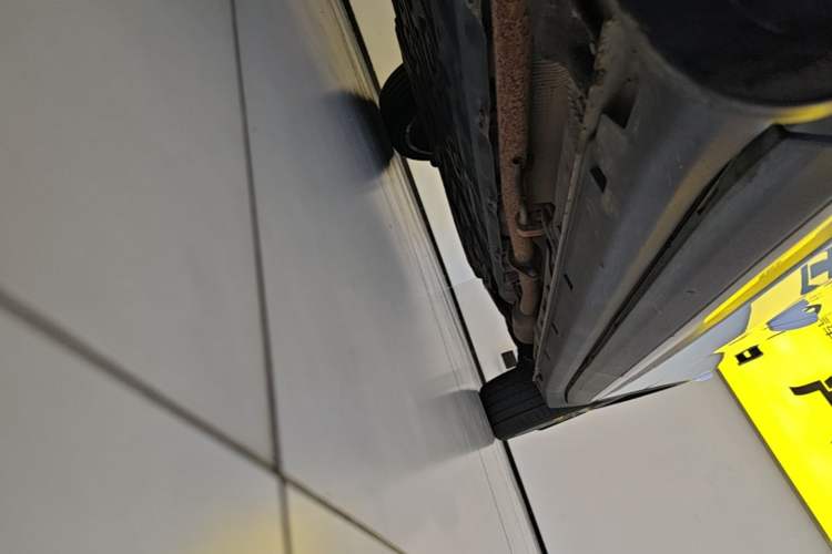 Used Leapmotor C11 2024 Range-Extended 300 Luxury Edition Left Side Sill