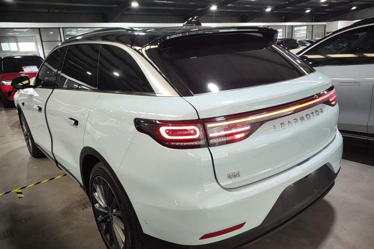 Used Leapmotor C11 2024 All-Electric 580 Luxury Edition Rear Left 45 Deg