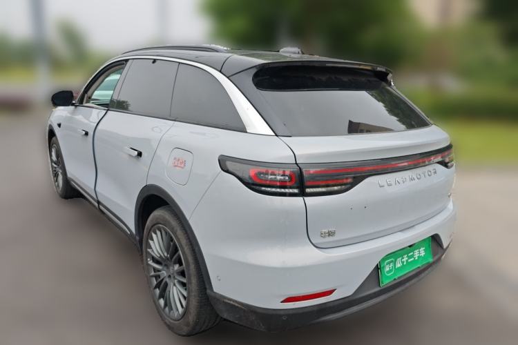 Used Leapmotor C11 2024 Range-Extended 300 Luxury Edition Rear Left 45 Deg